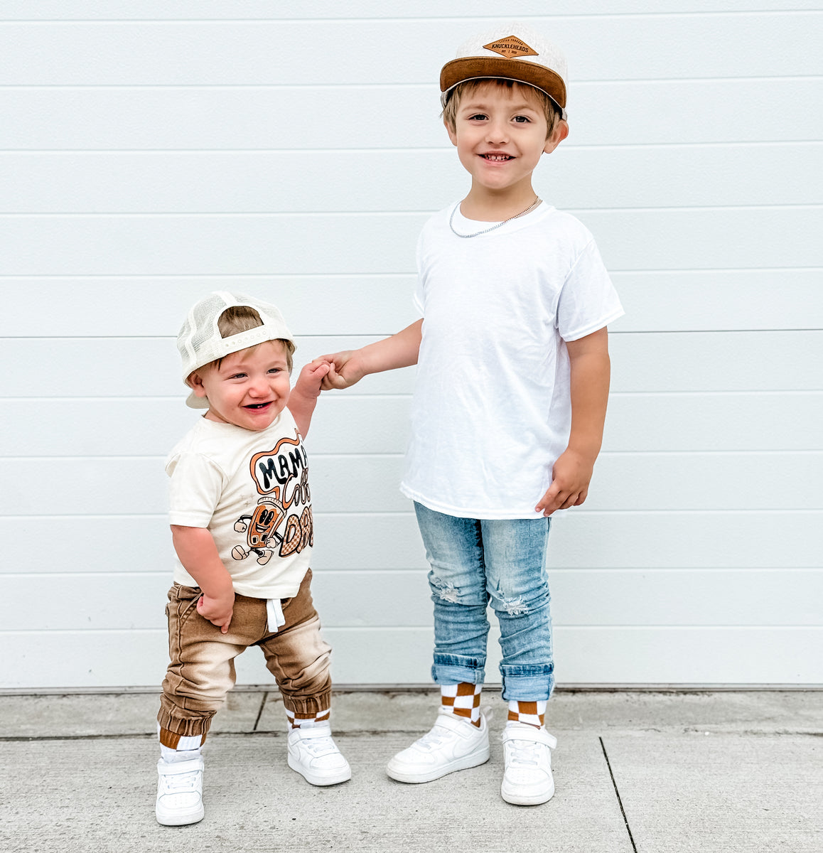 Camel Checker – Kickin it up Socks