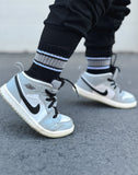 Monochrome Stripe