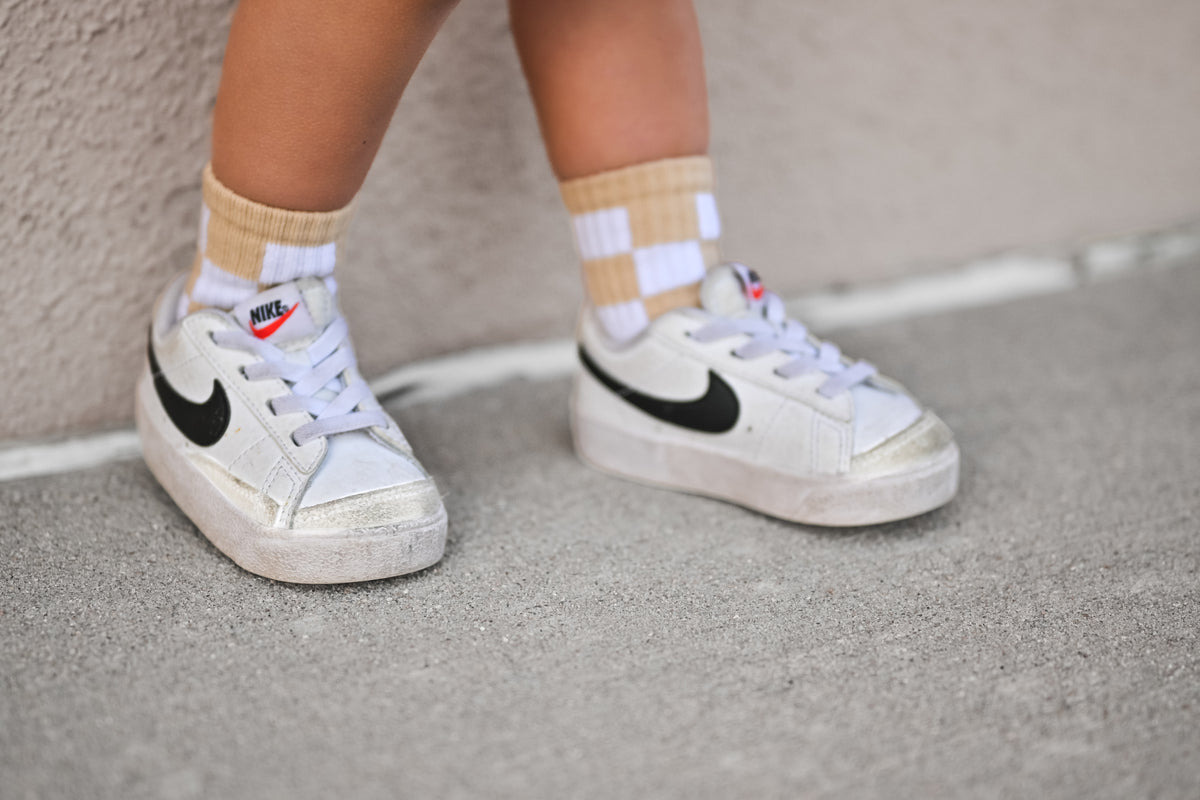Beige + White Checker – Kickin it up Socks